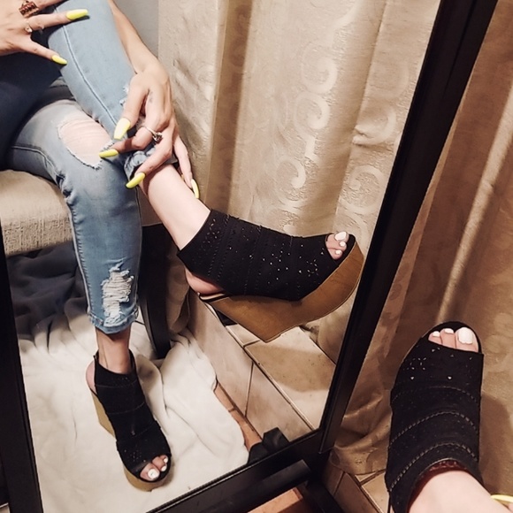 Last 5.5 Perforated Cage Wooden Platform Wedge - Picture 4 of 8